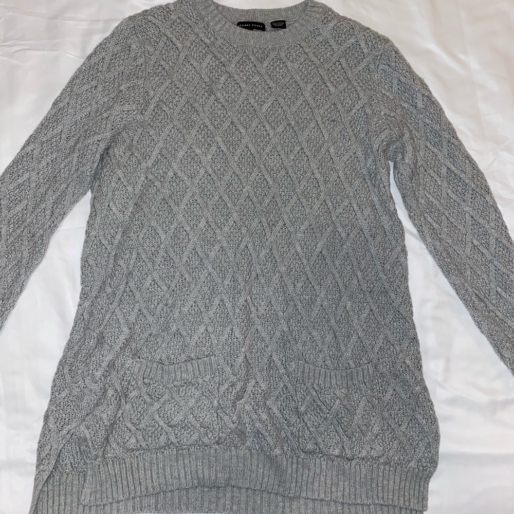 Knit sweater